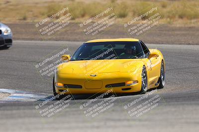 media/Sep-20-2025-Extreme Speed (Sat) [[1fcc23683c]]/Silver (Beginner)/Session 3 (Offramp)/